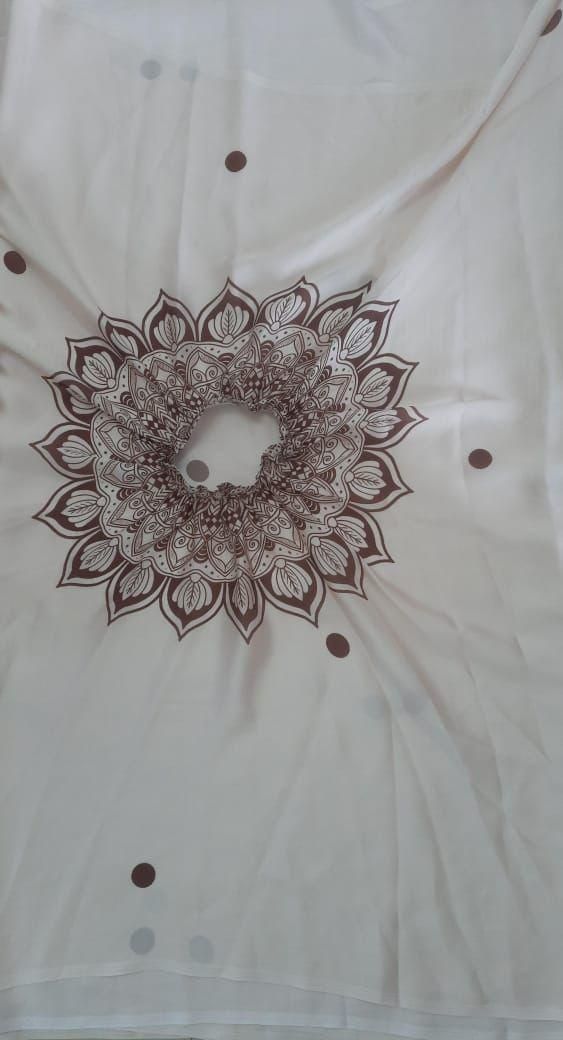 Nila Ivory Cape Saree